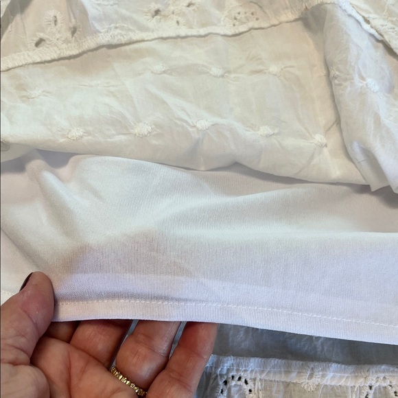 Elegant White Eyelet A-Line Skirt New with tag - Picture 3 of 9